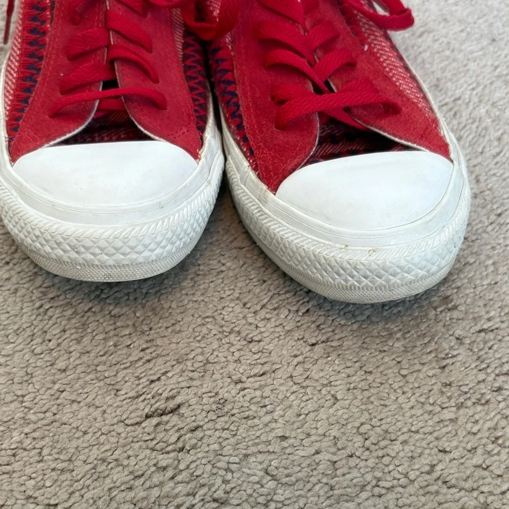 Converse Red, White, & Blue Zig Zag Knit Sneakers - Picture 2 of 8